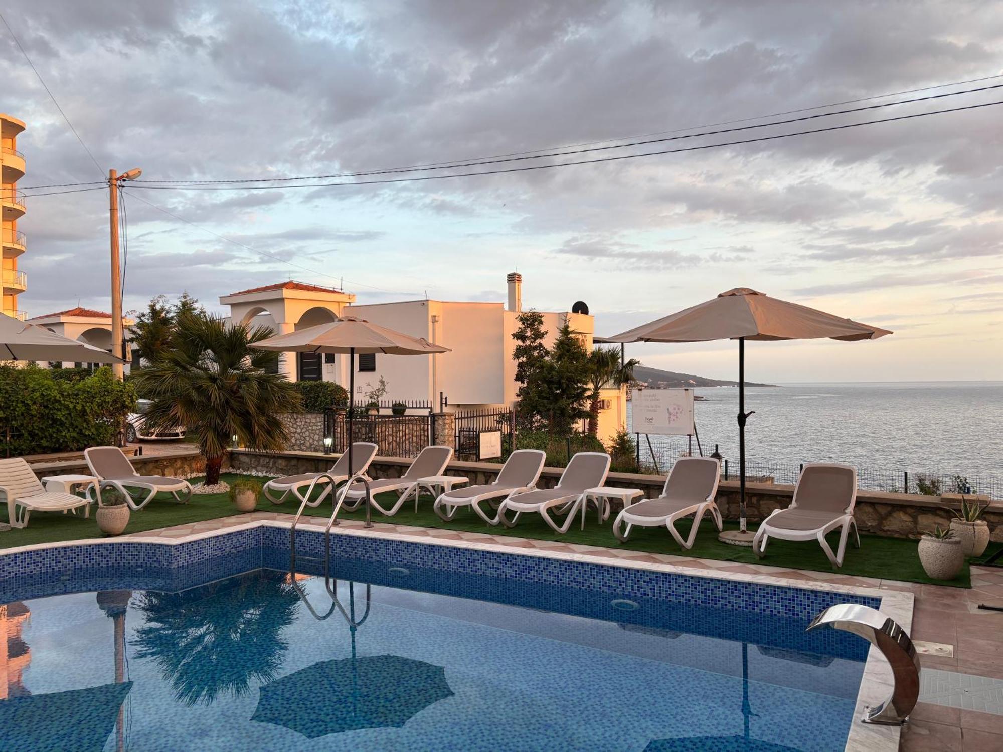 Royal Villas Dobra Voda Exterior foto